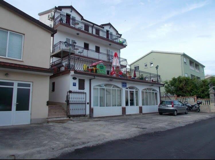 Villa Pandza Seget Vranjica Buitenkant foto